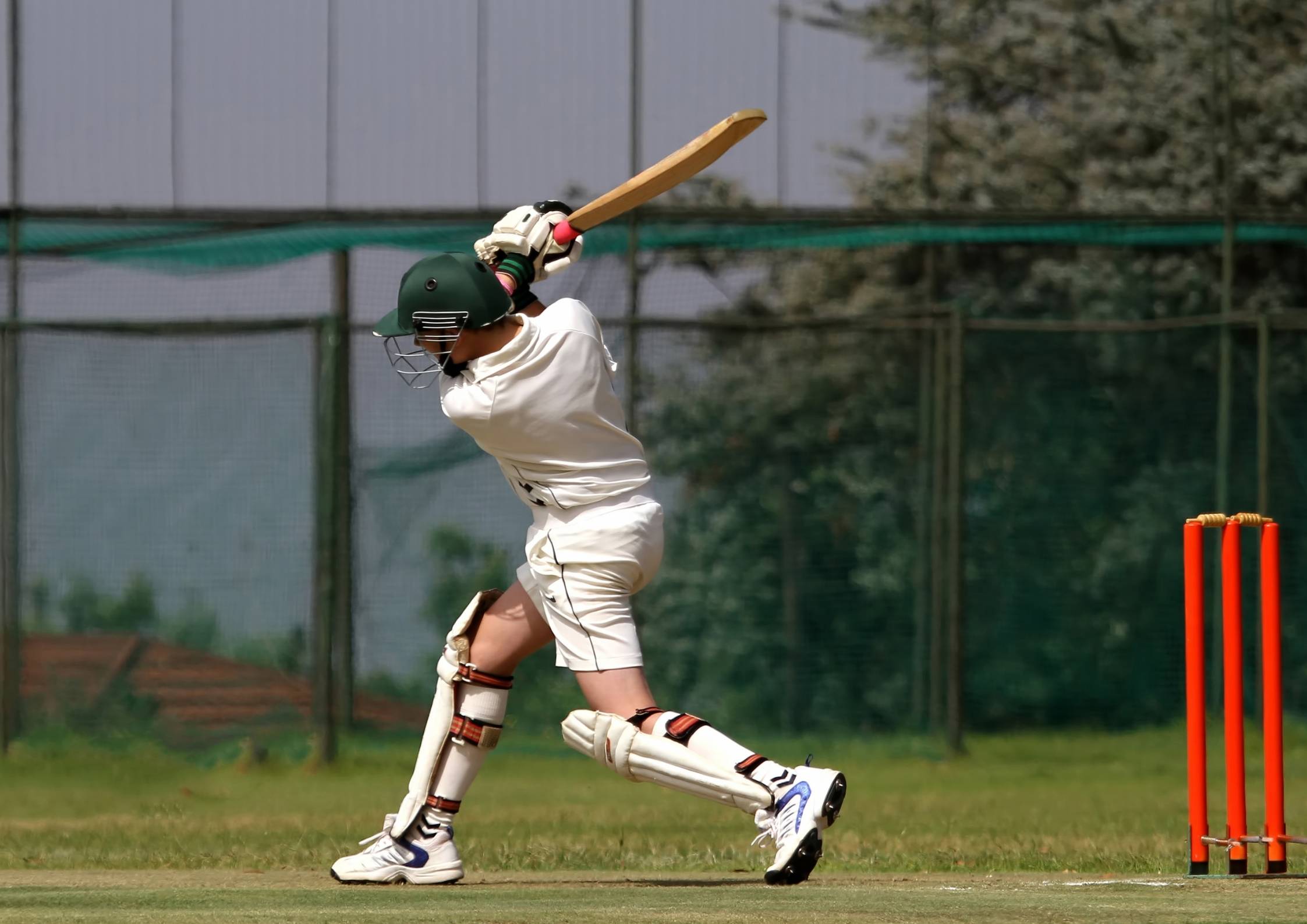 Cricket Bowling Machine