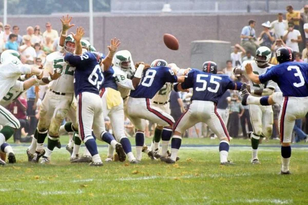 Top 10 Greatest NFL Players in History